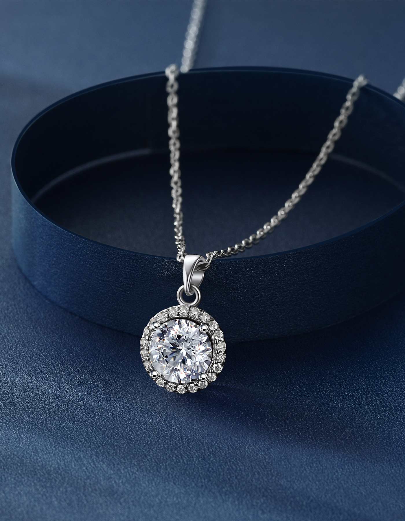 Moissanite Diamond Halo Necklace outlets